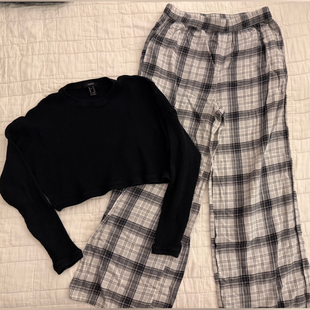 Forever 21 Black and White Pajamas